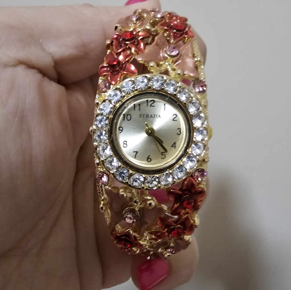Strada Japanese Movement Fuchsia/ White Crystal Floral/ 🦋Pattern Bracelet ⌚️NWT
